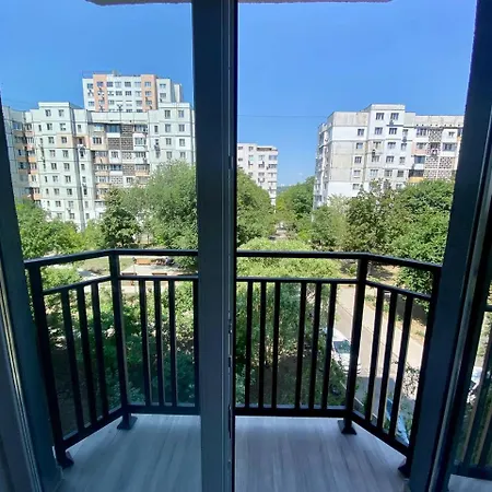 & Living !!! Apartment Chisinau