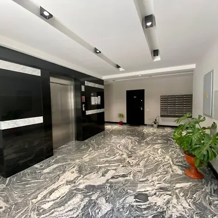 Apartment & Living !!! *